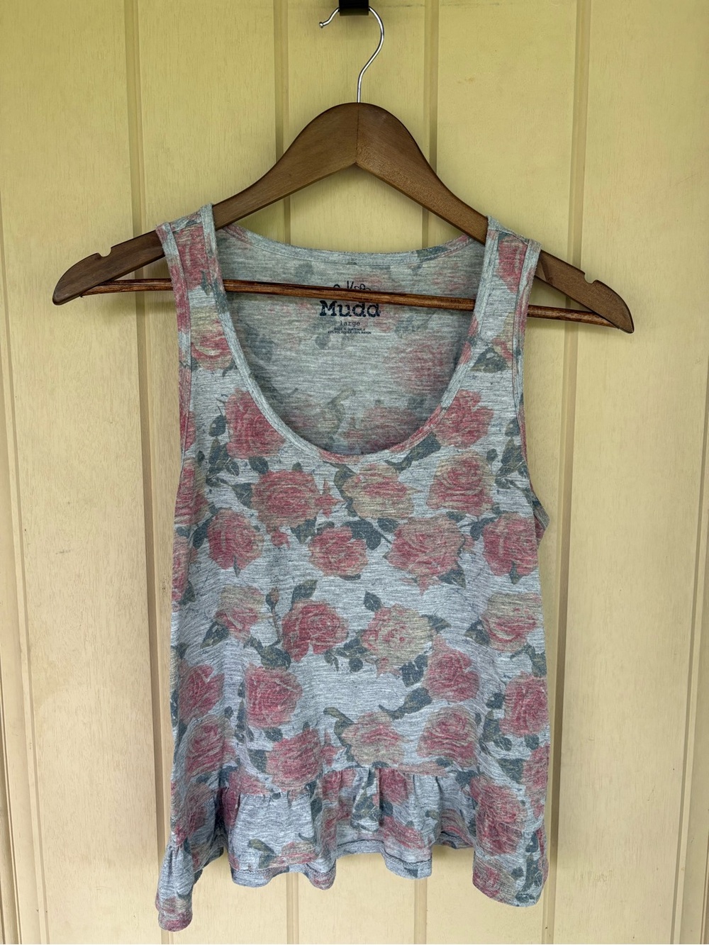 Mudd Gray Floral Ruffle Tank Top with Pink Roses